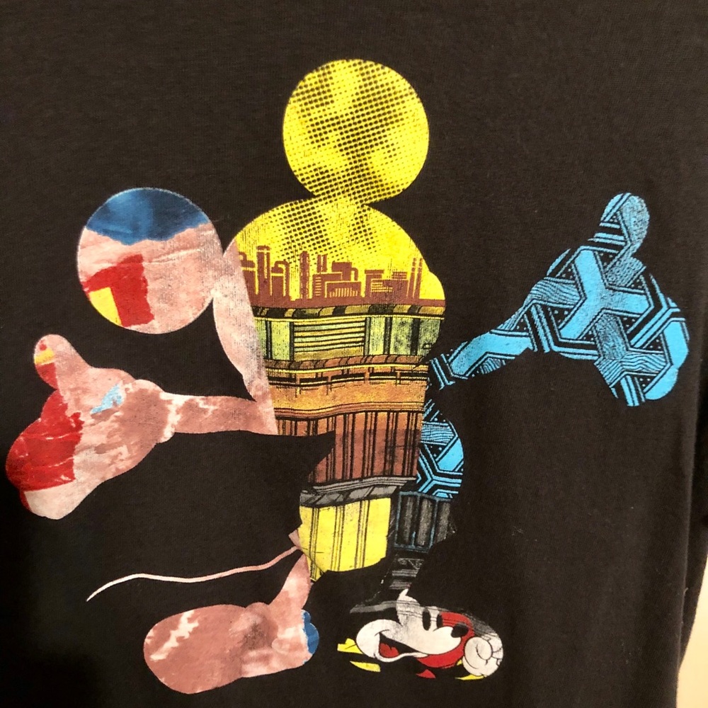 3/$15 Disney Mickey Mouse Silhouette Shirt Size M